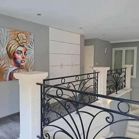 Palmier Avec Piscine Chauffee Privee Proche D'uzes Et Anduze Villa *